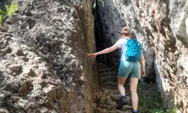 Nglanggeran Early Hike & Pindul Cave Tubing