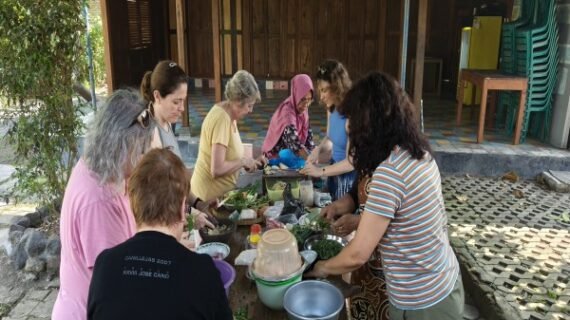 autica's way of travel in one of the cooking class program